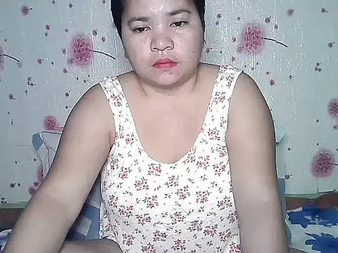 Snapshot of hotpussyxxx33x chatting on 03-18-25, 02:15 hotpussyxxx33x online show from 03-18-25, 02:15