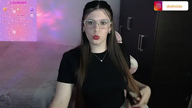 Snapshot of xxbbtaa chatting on 01-29-25, 01:27 xxbbtaa online show from 01-29-25, 01:27