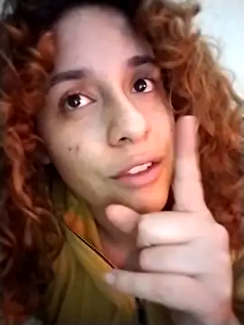 EmmaMelissa0521 online show from 12-14-25, 07:58