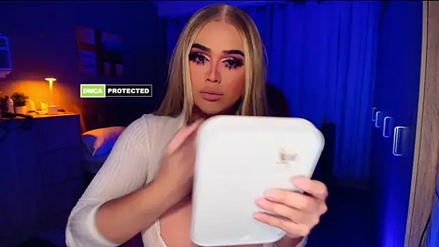 Snapshot of AnneHartx chatting on 11-14-25, 05:06 AnneHartx online show from 11-14-25, 05:06