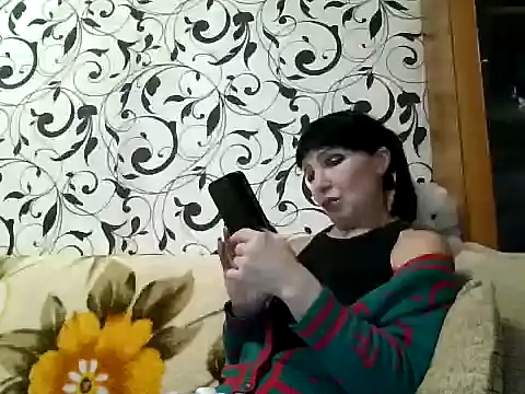 JeaneDavis online show from 11-17-25, 05:19