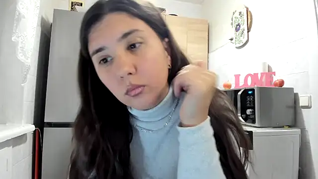 MiaMarrone online show from 10-12-25, 04:06