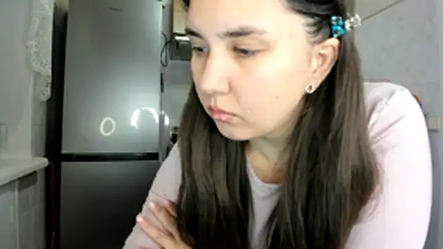 Snapshot of MiaMarrone chatting on 01-05-26, 06:44 MiaMarrone online show from 01-05-26, 06:44