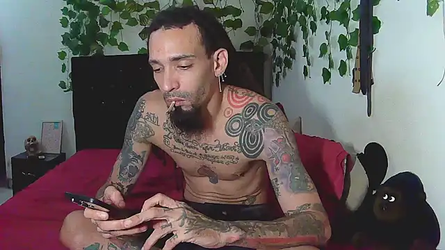 caribbeanlover1 online show from 10-21-25, 10:54