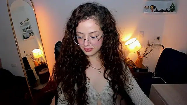 Cassandra Caiin online show from 03-15-26, 01:44