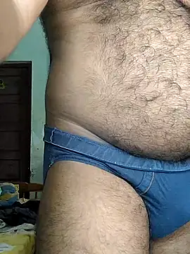 Snapshot of MalluBoyForGirls chatting on 10-30-25, 09:00 MalluBoyForGirls online show from 10-30-25, 09:00