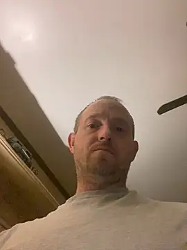 Snapshot of smokeymt420 chatting on 01-17-25, 05:32 smokeymt420 online show from 01-17-25, 05:32