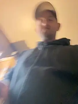 Snapshot of smokeymt420 chatting on 01-18-25, 06:32 smokeymt420 online show from 01-18-25, 06:32