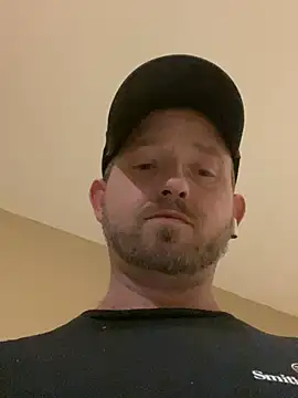 Snapshot of smokeymt420 chatting on 02-14-25, 06:02 smokeymt420 online show from 02-14-25, 06:02