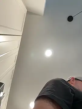 Snapshot of smokeymt420 chatting on 09-09-25, 09:03 smokeymt420 online show from 09-09-25, 09:03