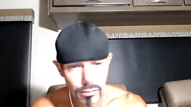 ThickD2C online show from 04-10-26, 05:39