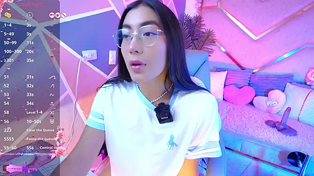 shanon- online show from 06-22-26, 10:51