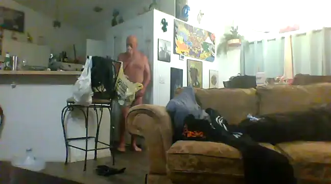 Yankeedave420 online show from 12-16-24, 01:53