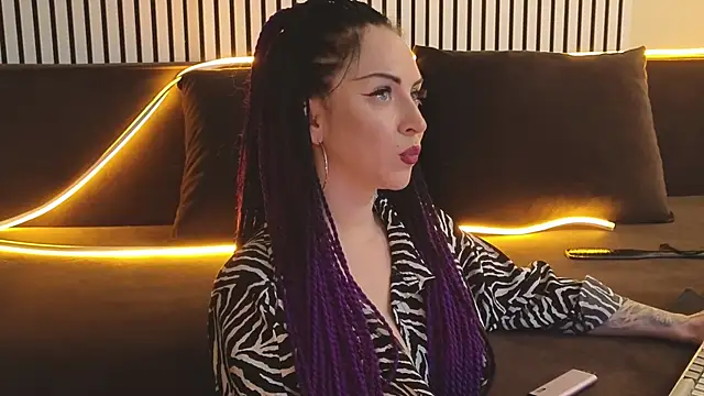 Snapshot of lily_conor chatting on 03-22-25, 09:31 lily conor online show from 03-22-25, 09:31