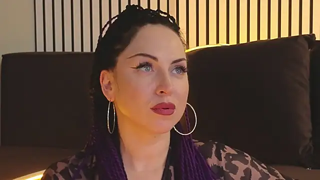 Snapshot of lily_conor chatting on 03-23-25, 03:43 lily conor online show from 03-23-25, 03:43