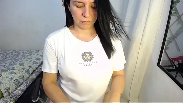 alexa milsf online show from 12-17-24, 04:12