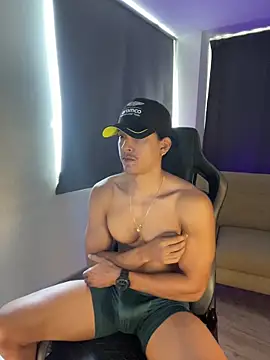 Liam V online show from 03-10-26, 02:33