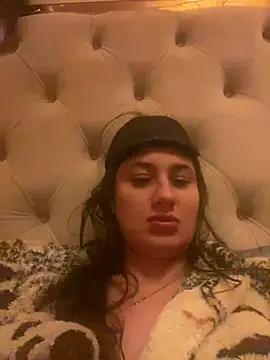 Flossy Vettie online show from 03-17-25, 11:00