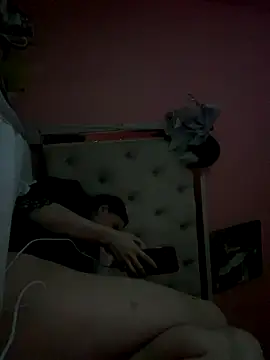 Flossy Vettie online show from 10-10-25, 01:04