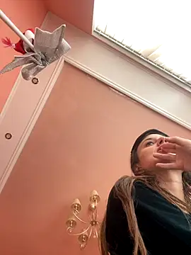 Flossy Vettie online show from 11-07-25, 10:37