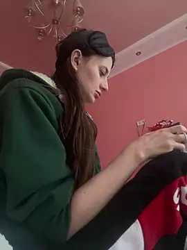 Flossy Vettie online show from 02-03-26, 05:27