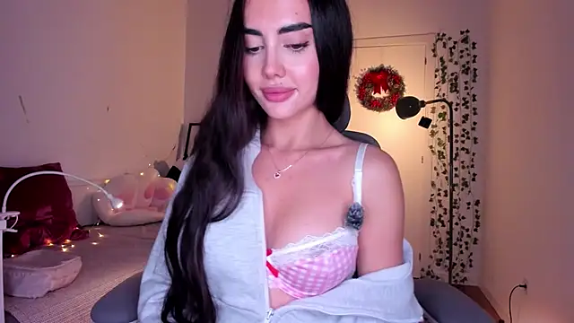 Lil Gabby online show from 12-19-25, 07:43