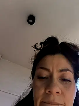 Snapshot of SamyJones9 chatting on 10-03-25, 06:16 SamyJones9 online show from 10-03-25, 06:16