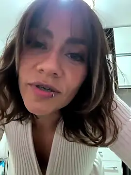 Snapshot of SamyJones9 chatting on 11-15-25, 02:42 SamyJones9 online show from 11-15-25, 02:42