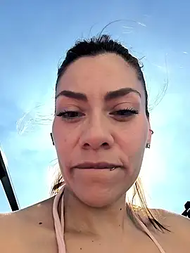 Snapshot of SamyJones9 chatting on 11-23-25, 07:24 SamyJones9 online show from 11-23-25, 07:24