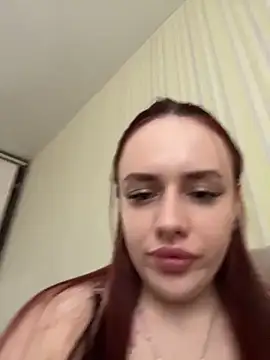 Lisaaan online show from 02-27-26, 07:52