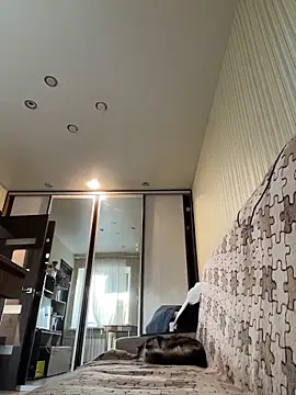 Lisaaan online show from 03-19-26, 04:16