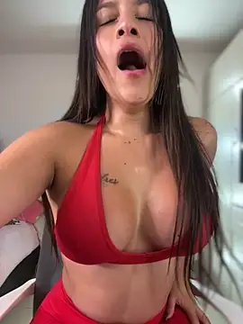 Emmily 19 online show from 10-20-25, 11:49