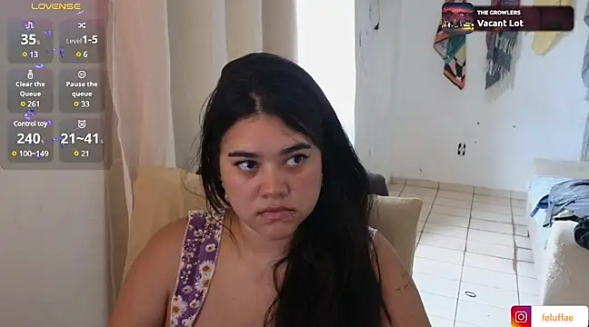 Snapshot of feluriana chatting on 03-10-25, 08:23 feluriana online show from 03-10-25, 08:23