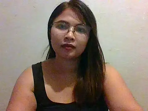 Snapshot of wildsexypinay33x chatting on 10-30-25, 01:51 wildsexypinay33x online show from 10-30-25, 01:51