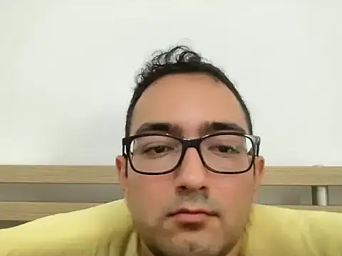 freshmanxxl98 online show from 07-30-26, 10:58
