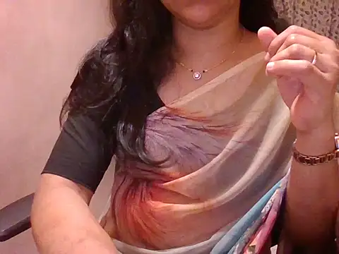 Snapshot of Pinky_4 chatting on 06-03-26, 02:33 Pinky 4 online show from 06-03-26, 02:33