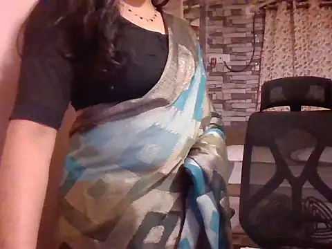 Snapshot of Pinky_4 chatting on 06-05-26, 02:45 Pinky 4 online show from 06-05-26, 02:45