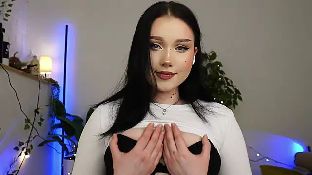 ScarletBlaze online show from 02-22-25, 06:08