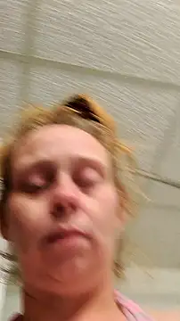 Snapshot of BossChick1625 chatting on 10-29-25, 11:56 BossChick1625 online show from 10-29-25, 11:56