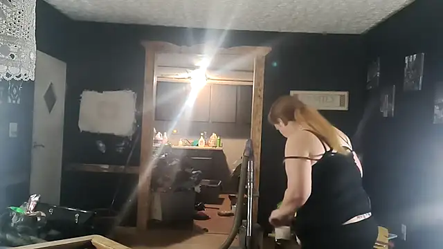 BossChick1625 online show from 11-28-25, 03:53