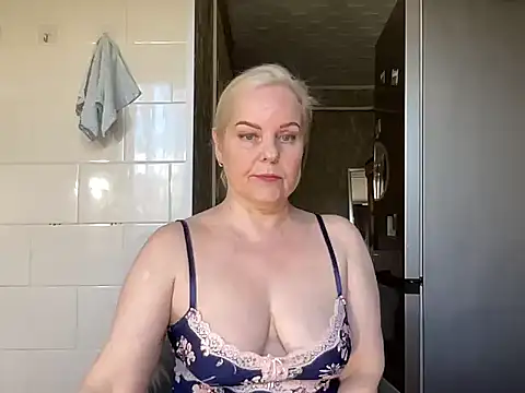 Snapshot of milaja chatting on 04-26-26, 08:45 milaja online show from 04-26-26, 08:45