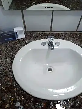 alfaromeoromeo online show from 10-28-25, 06:28