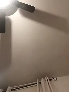 Snapshot of BIG-CkD_F chatting on 10-08-25, 03:09 BIG-CkD F online show from 10-08-25, 03:09