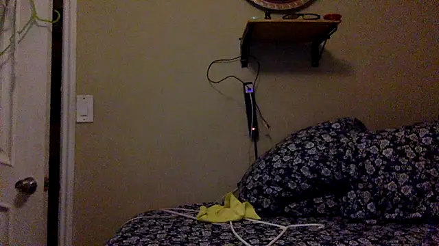 BIG-CkD F online show from 06-19-26, 04:44