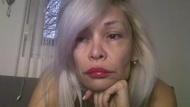 Snapshot of EvaaMina chatting on 12-14-25, 03:06 EvaaMina online show from 12-14-25, 03:06