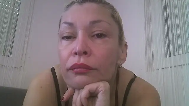 Snapshot of EvaaMina chatting on 03-01-26, 08:49 EvaaMina online show from 03-01-26, 08:49