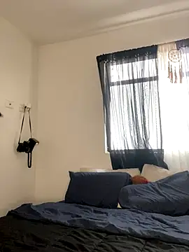 Snapshot of trianawhite chatting on 09-13-25, 03:34 trianawhite online show from 09-13-25, 03:34