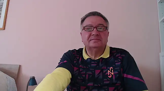 YOU6me online show from 02-04-25, 09:38