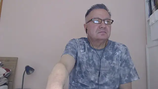 YOU6me online show from 09-08-25, 03:22