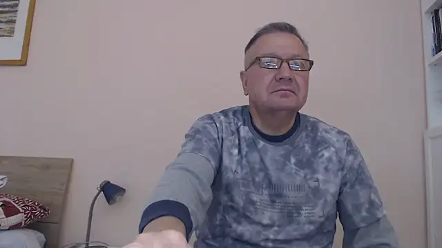 YOU6me online show from 10-05-25, 04:05